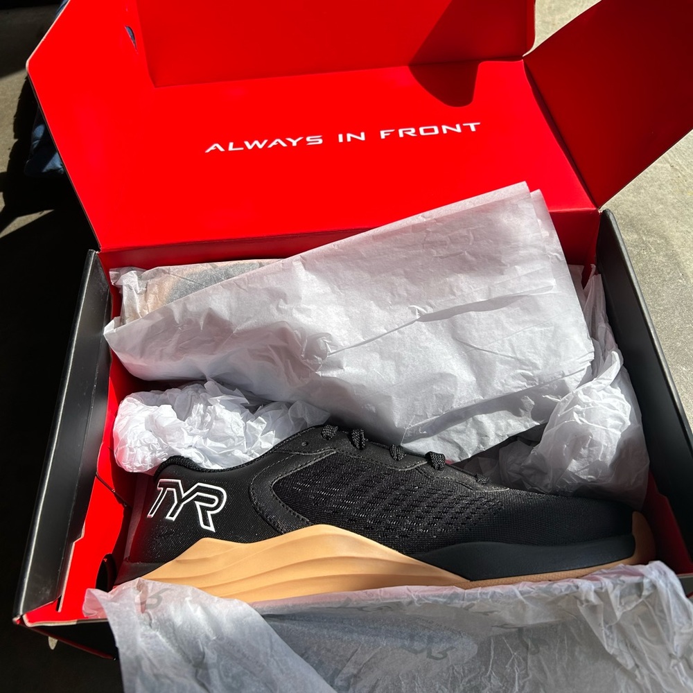 TYR CXT-1 Size 9.5 New